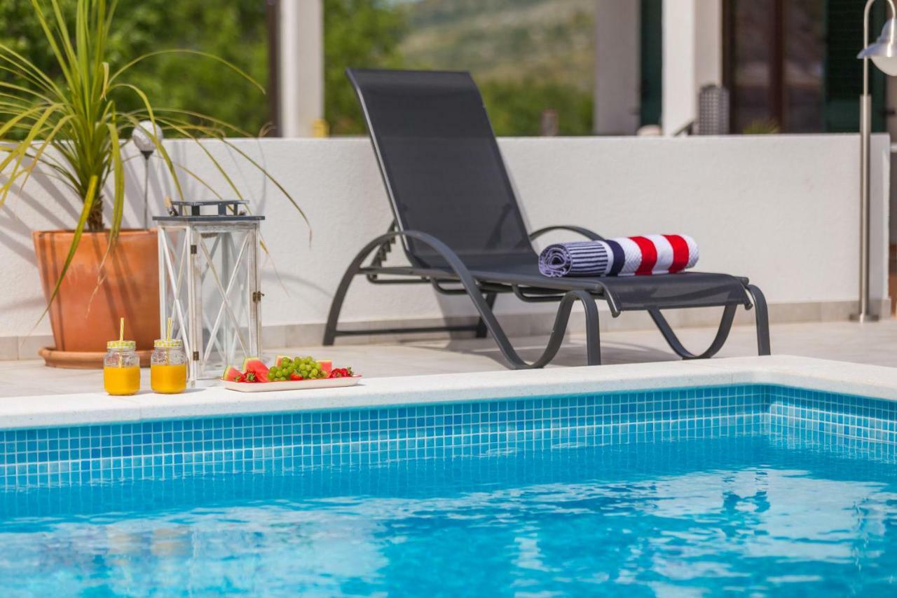 Villa Sunshine โรกอซนิซา ภายนอก รูปภาพ