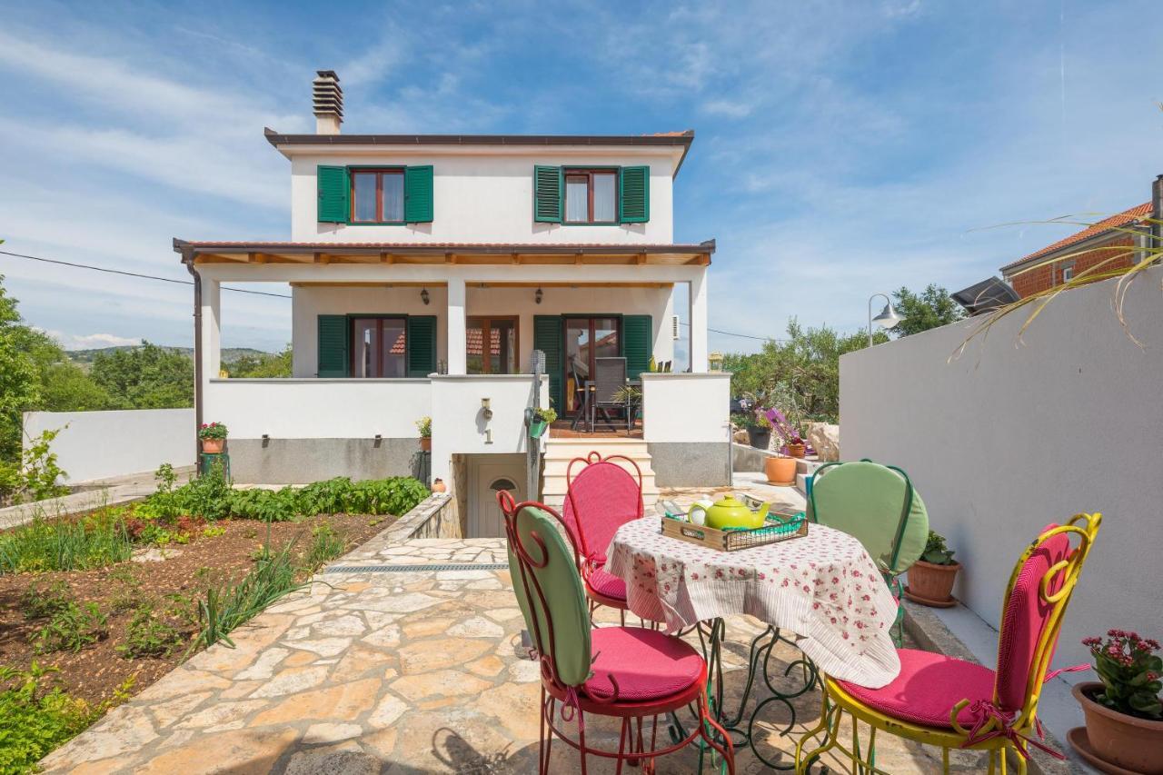 Villa Sunshine โรกอซนิซา ภายนอก รูปภาพ